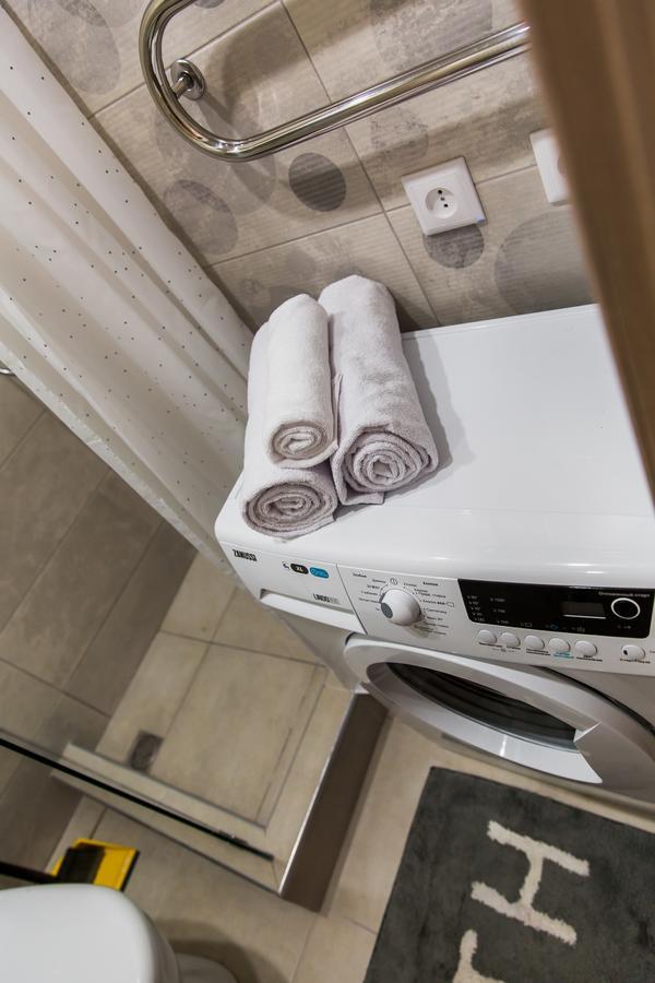 Smart Apartment Проспект Гагарина ドニプロペトロウシク エクステリア 写真